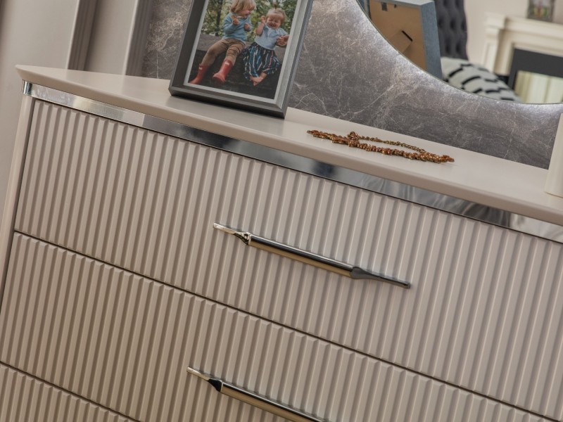 Royal Gümüş Yatak Odası Takımı